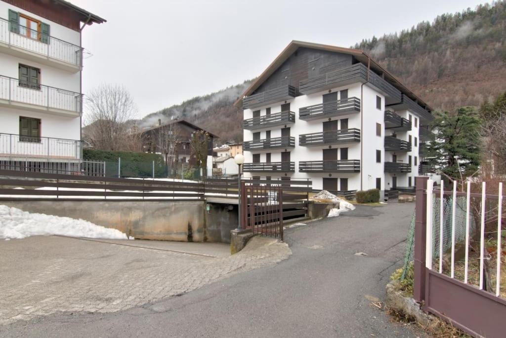 Aprica Alpine Loft Centralita E Park Free Eksteriør billede